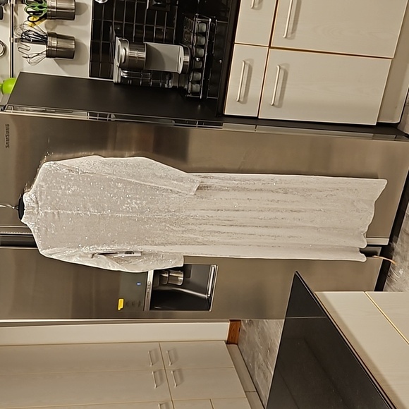 💕REFORMATION💕 Talicia Sequin Mock Neck Maxi Dress ~ Silver Sparkle 6 NWT - Picture 9 of 16